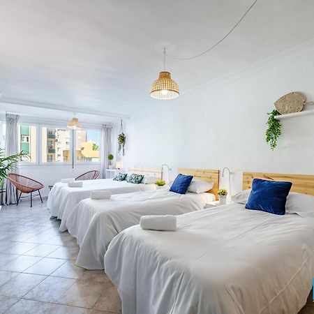 Malaga Central Station Apartment ภายนอก รูปภาพ