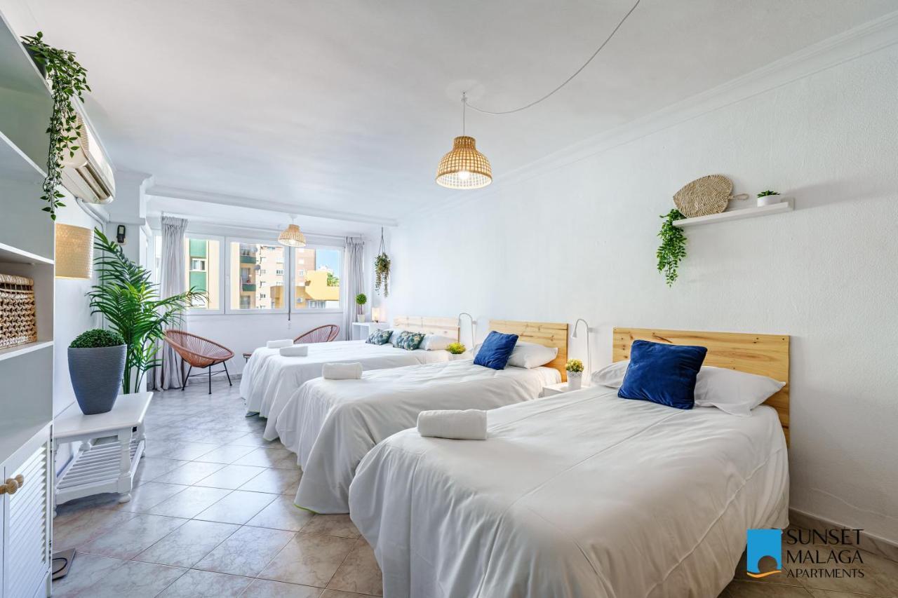 Malaga Central Station Apartment ภายนอก รูปภาพ