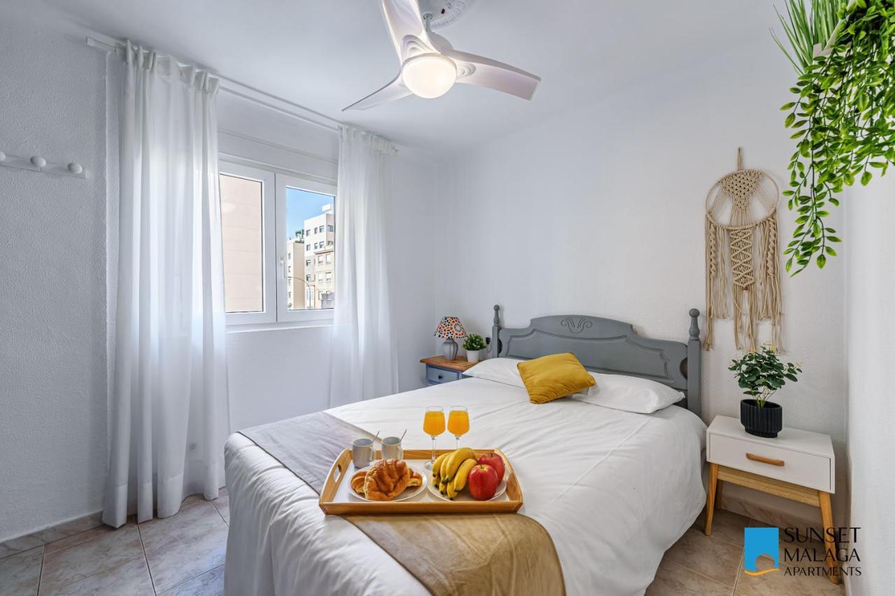 Malaga Central Station Apartment ภายนอก รูปภาพ