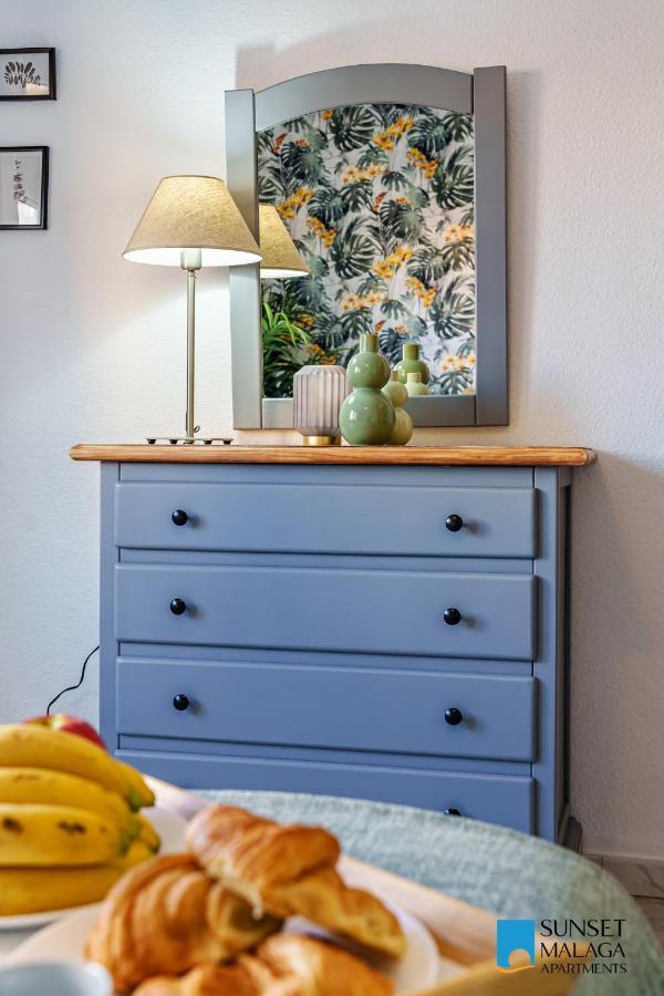 Malaga Central Station Apartment ภายนอก รูปภาพ