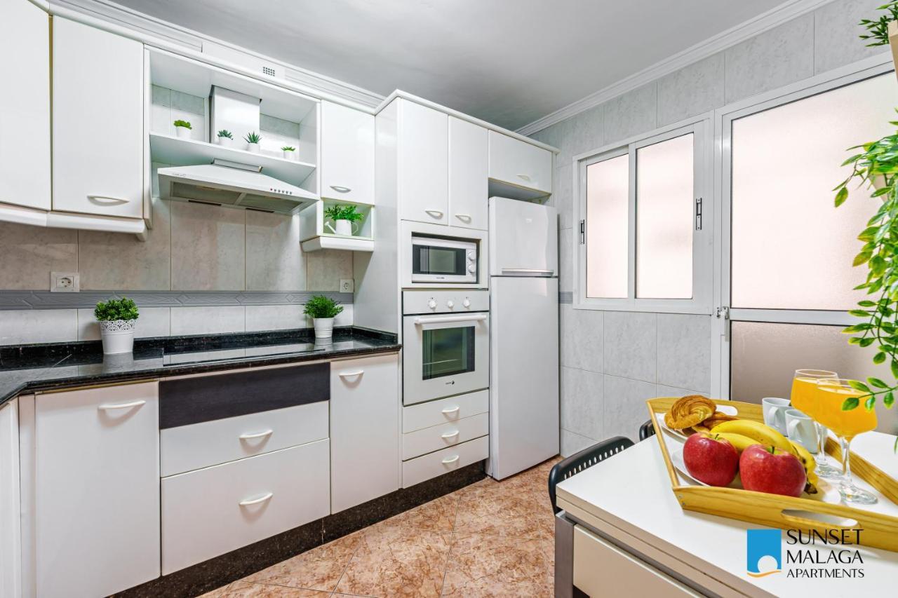 Malaga Central Station Apartment ภายนอก รูปภาพ